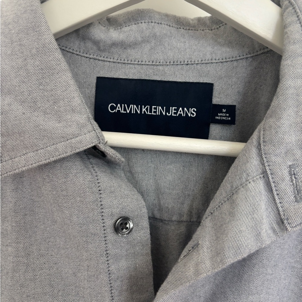Calvin Klein Jeans Light Gray Button-Down Shirt